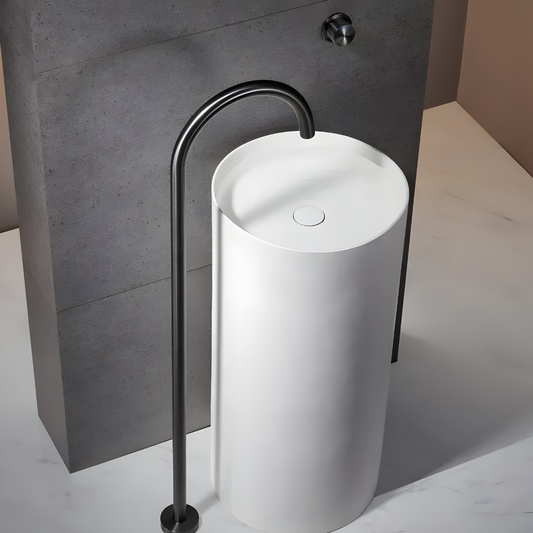ZENITH / Floor Mounted Faucet Tap
