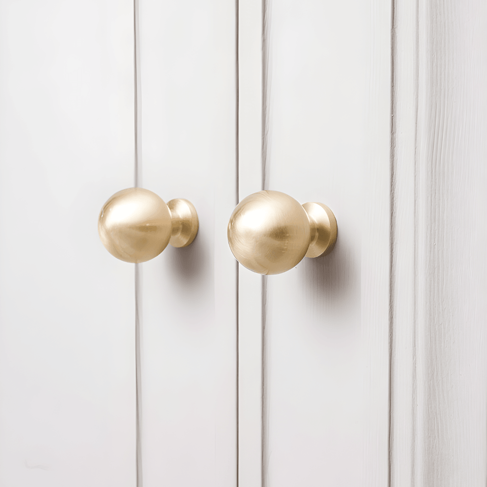 ALPERA / SOLID BRASS KNOBS - Handle Shop Couture 
