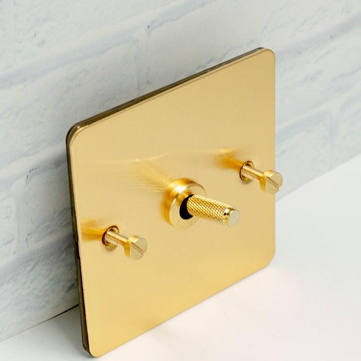 KOST / TOGGLE / KNURLED BRASS - Handle Shop Couture 