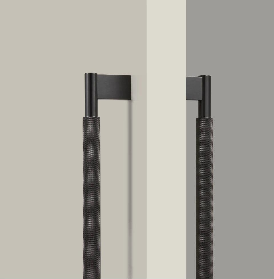 LACIE / Double-Sided Solid Brass Knurled Door Pull - Handle Shop Couture 