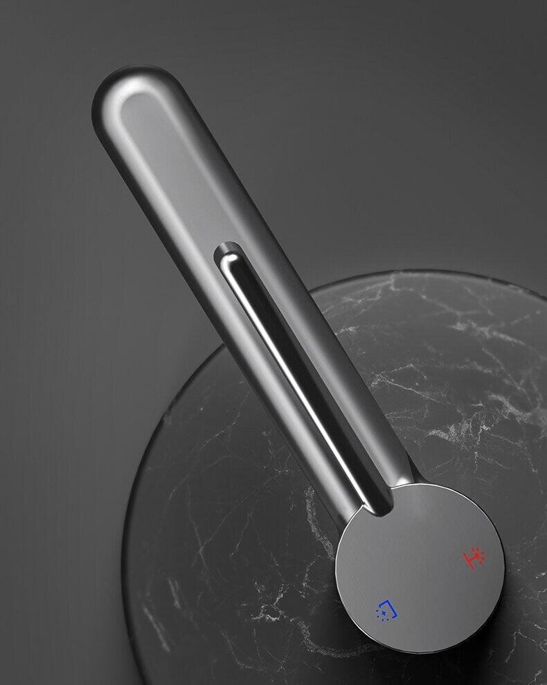 COMO / Bathroom Faucet - Handle Shop Couture 