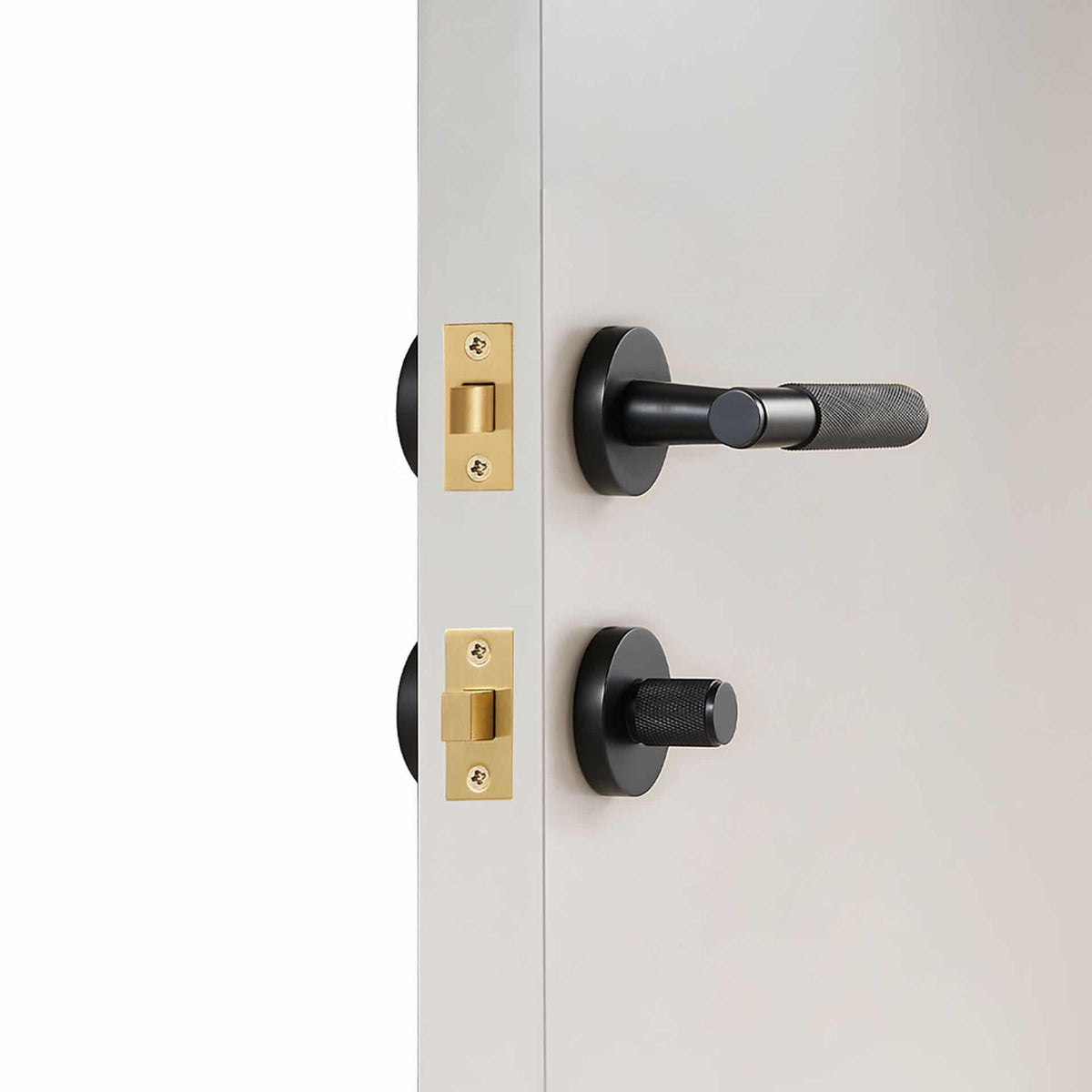 FRANCO / KNURLED BRASS / DOOR HANDLES - Handle Shop Couture 