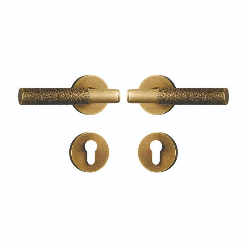 PARO / HAMMERED BRASS / DOOR HANDLES - Handle Shop Couture 