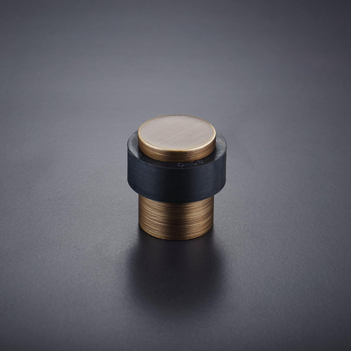 TAVANI / BRASS DOOR STOP - Handle Shop Couture 