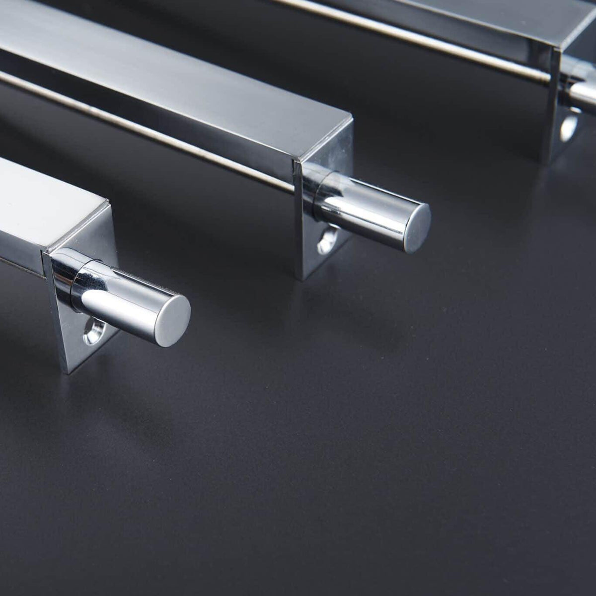 YENI / BRASS LEVER DOOR HOLDER - Handle Shop Couture 