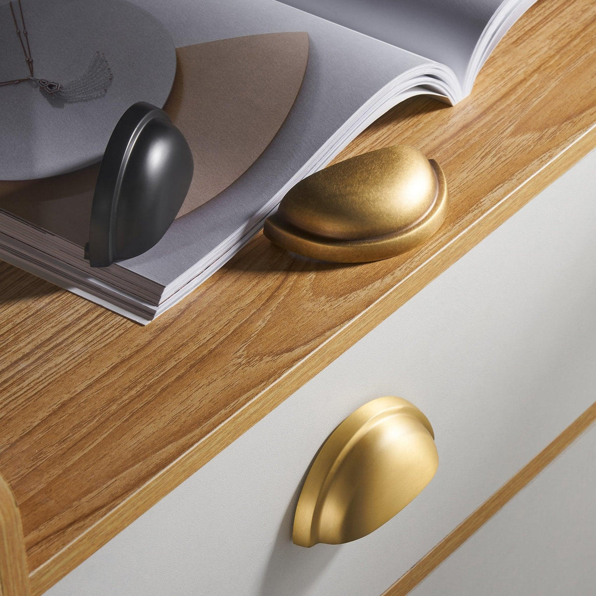 ZERRIN / SOLID BRASS SHAKER HANDLES - Handle Shop Couture 